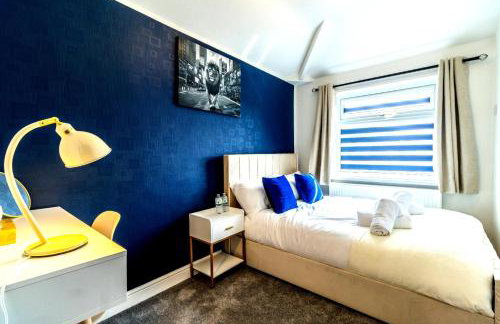 Blue Haven House Sleeps 11 Garden & Parking - Photo 10