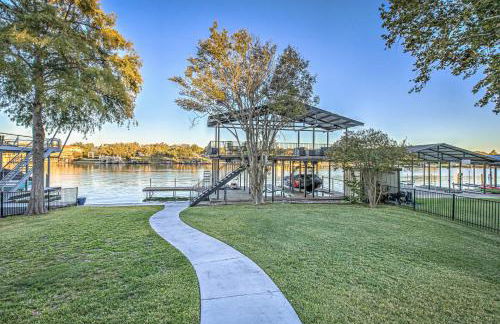Immaculate Waterfront Family Home for 16 w Private Dock - Foto 102