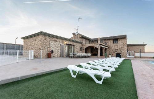 Casa Rural El Abuelo Mauri en Toledo ,finca privada sin vecinos, piscina y total libertad - Photo 37