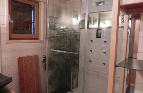 chalet besse en chandese - Photo 10