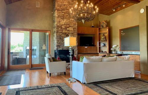 Scenic Hill Country Retreat - Rhino Ranch - Photo 15