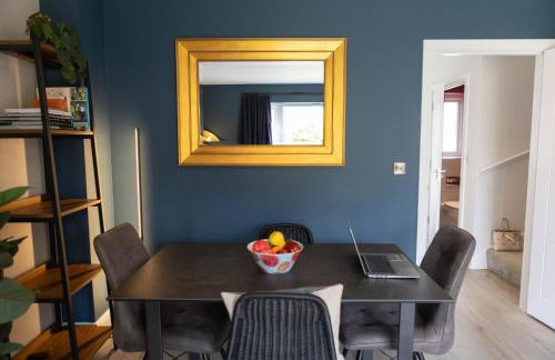 Bensons Hill - Stylish 2-Bed Home with Garden & Parking - Foto 7
