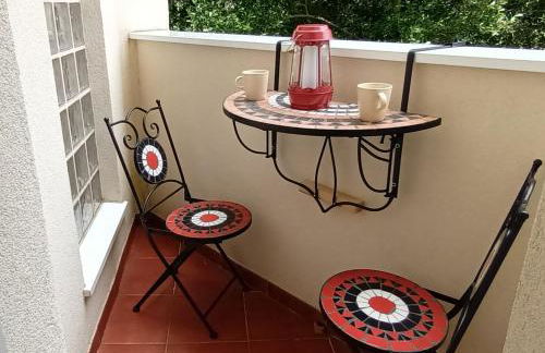 Acogedora Vivienda de 2 Habitaciones y Terraza - Foto 7