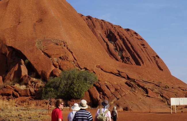 Uluru Morning Guided Base - Small Group Walking Tour - Photo 7