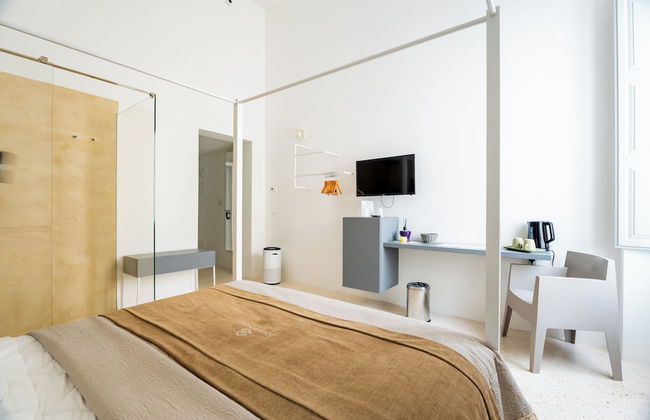 Donna Domenica Boutique Suites - Photo 30