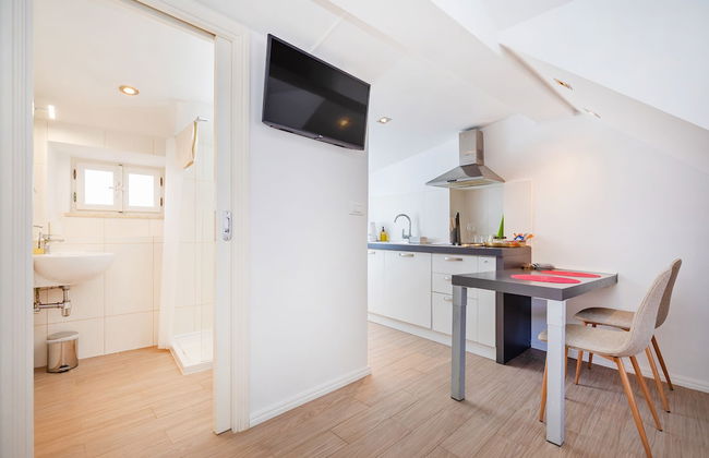 Rafael rooms and apartments by DuHomes - Photo 13