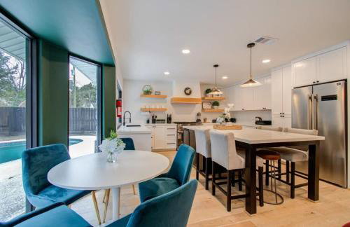 Spring Branch Paradise 4-BD Backyard Pool Oasis - Foto 11