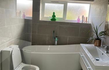 Magpie House BHX NEC HS2 free parking 4 bedrooms - Foto 15