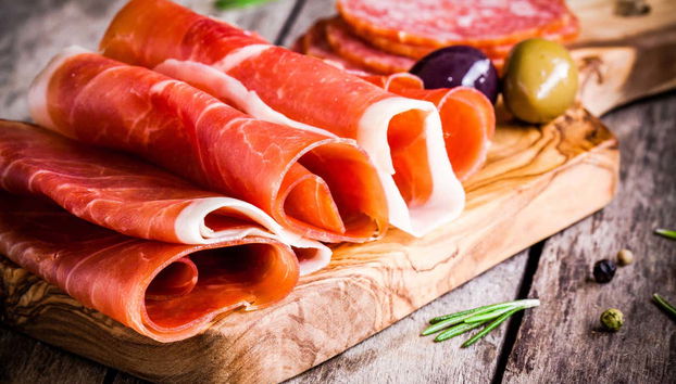 Tagliere typique avec jambon de Parme