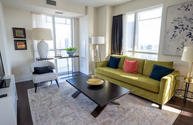 Lanterra Downtown Cn Tower - Photo 56