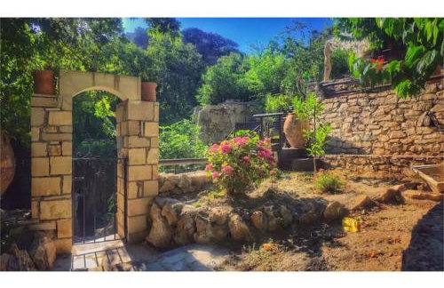 Angela's River Paradise Cottages - Foto 2