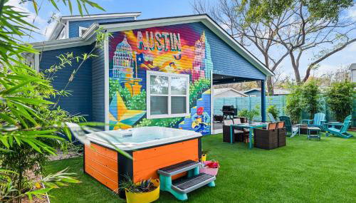 Austin Oasis Spacious 4BR Retreat with Hot Tub Cowboy Pool and Infrared Sauna Perfect for Families and Bachelorettes - Photo 1, Garden view