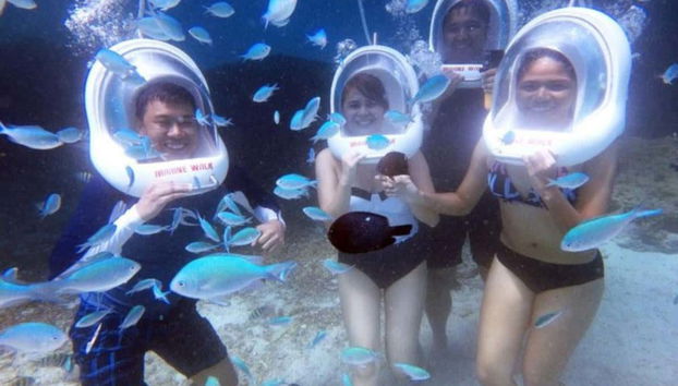 Amigos fazendo seawalker