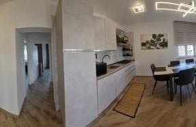 Sunny CentralApartment -3 bedrooms ,Private Parking - Foto 29