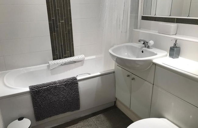 Apex Wallace Street Apt With Free Parking - Foto 16