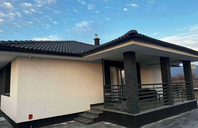 4-bed Villa Retreat - Bbq, Garden & Stunning Views - Foto 16