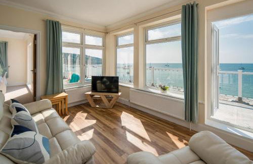 The Penthouse - Photo 3