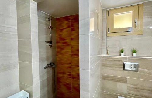 Fay's Apartment - Photo 22