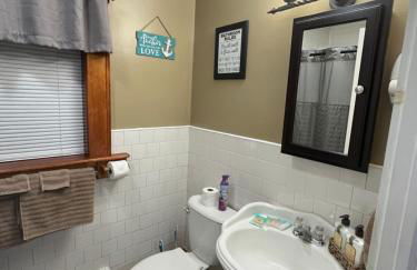 Just Like Being at Home- Newly Renovated Unit - Foto 19