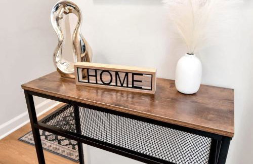 4BR Cozy Family Retreat Near Mall of GA, Near Lake Lanier - Sleeps 10 - Foto 71