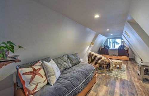 Mid-Century Cabin with Deck and Puget Sound Vistas! - Foto 21