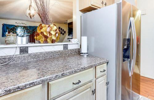 3 Mi to Dtwn New Haven Colorful Condo with Yard! - Foto 9