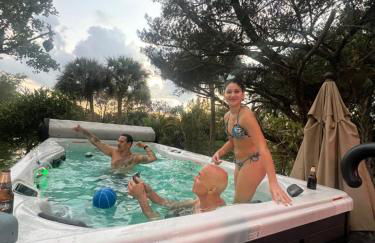 Unwind Island - Photo 13