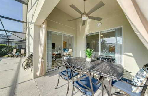 580 - Stunning Renovated Home with Large East Facing Pool Deck Overlooking Preservation Area and Games Room - Foto 39