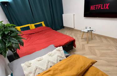 PARIS-MONTROUGE Magnifique appartement- très cosy pour 1 - 6 personnes refait à NEUF -ENTIRE APARTMENT LUXURIOUS AND WARM -Montrouge Paris 14ème - Proche Aéroport Orly Parc Expositions Porte de Versailles FREE WIFI GRATUIT - Foto 25