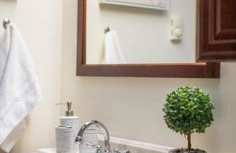 5 min to Lake Chic Cozy Hot Tub - Foto 15