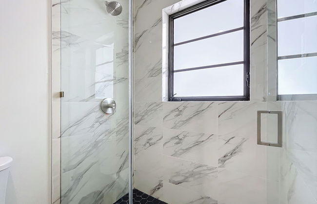 Los Patios Home Suites - Photo 39