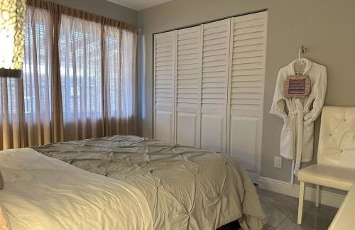 Newly Renovated Villa with Hot Tub - Foto 33