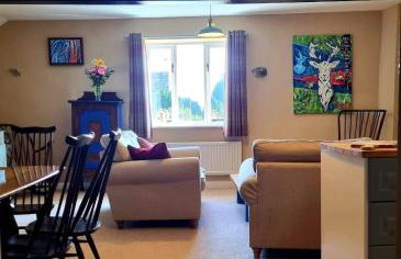 Horse & Farrier Pub - Photo 1