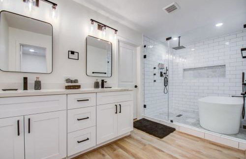 Stunning Modern Dream Home w Pool Grill Foosball - Foto 21