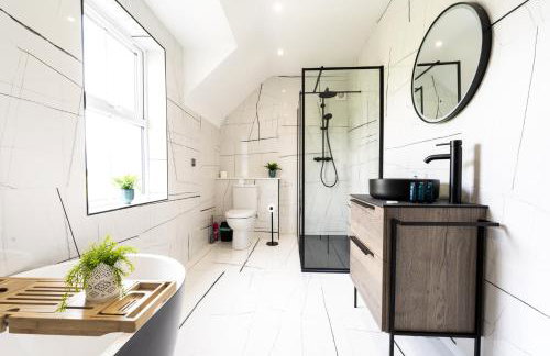 Escape Ordinary at Lily's Pad - Foto 60