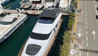 MotorYacht 21 avec équipage - Photo 5