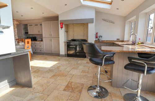 Dolly's House - Photo 12