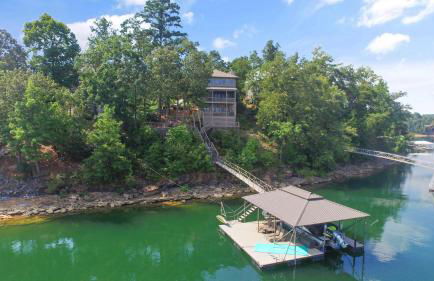 Central Perk - Pet Friendly, Luxury Cabin Feel, Kayaksand Coffee! - Foto 3