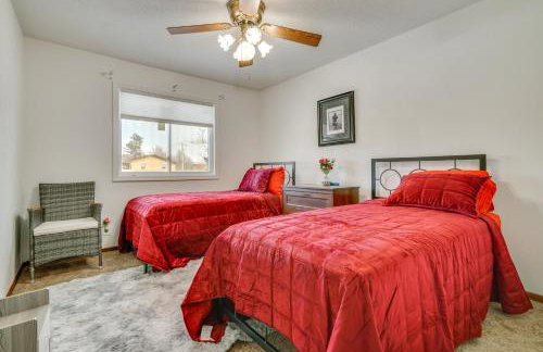 2 Mi to Dtwn St Paul Home with Private Deck and Yard! - Foto 14