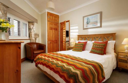 The Roundhouse - Photo 10