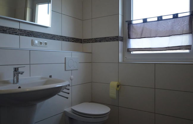 Holiday Home in the Eifel With Balcony - Photo 9