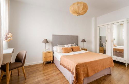 Arte Chic Apartamento de 3 Habitaciones en el Centro Historico - Photo 27
