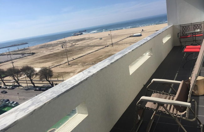 Casino Beach Apartment - Photo 1