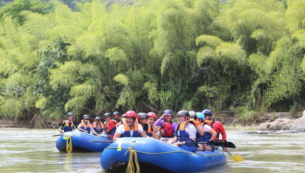 Radeaux sur la rivière La Vieja