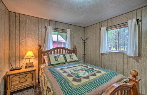 2 Cozy Island Park Cabins with Near the Lake! - Foto 11