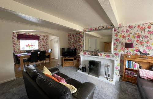 Cute and cosy 2 bed cottage - Foto 52