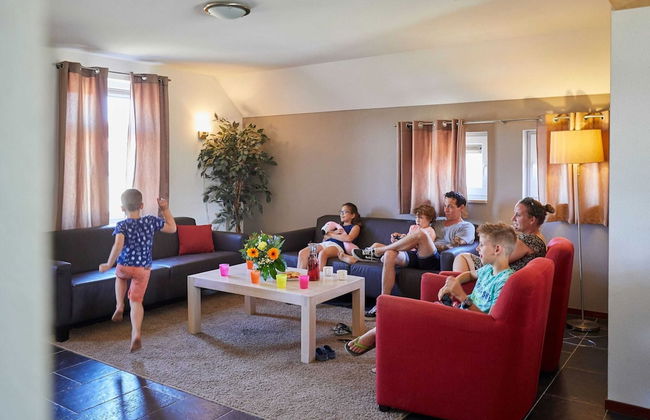 Nice Villa With a Sauna in Limburg - Photo 4