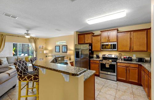 Extended Pool Deck - South Facing - Pool & Spa - Game Room - Family Friendly - Nr Disney - Foto 6