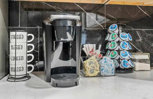 Newly remodeled Near Lake 4BR Hot Tub Navy Family home - Foto 39