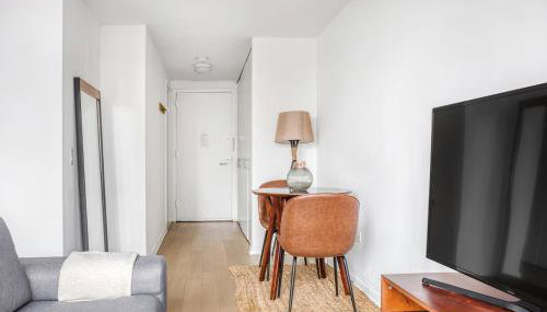 Tribeca Studio Indoor pool Great views NYC-185 - Foto 2, Other